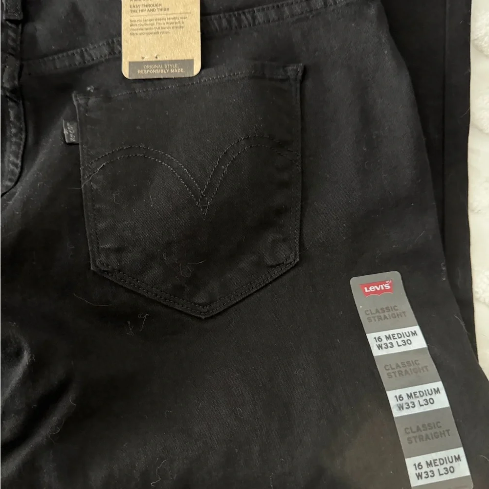 Levi's Classic Straight Black Jeans - Picture 8 of 12